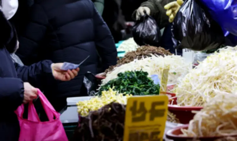 Chi phí mua sắm Tết Nguyên đán 2026 tại Hàn Quốc dự báo tăng mạnh