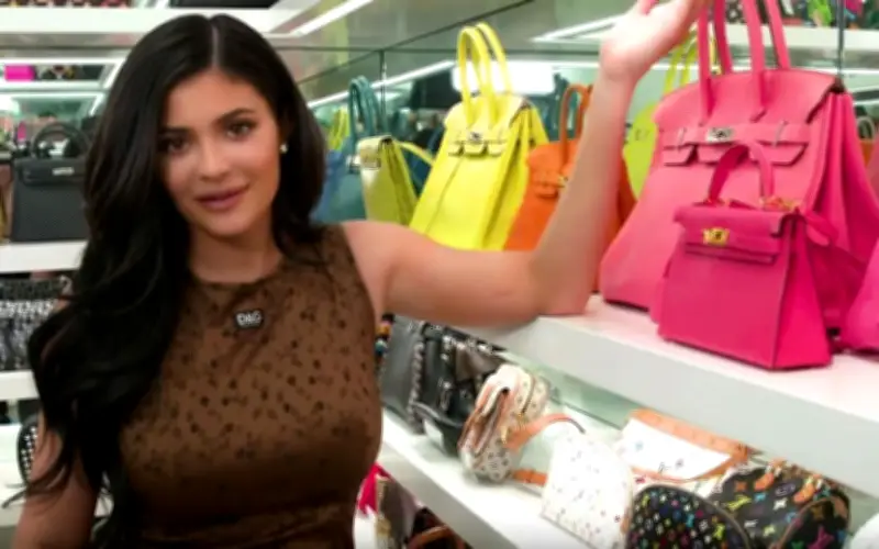 Chiếc túi Birkin đầu tiên của Hermès lập kỷ lục 10,1 triệu USD tại Paris