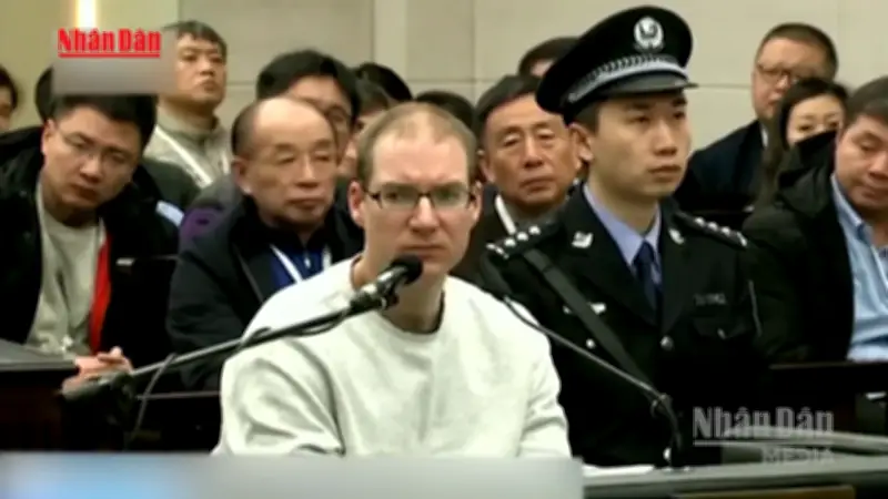 Trung Quốc hủy án tử hình công dân Canada, giảm xuống tù chung thân