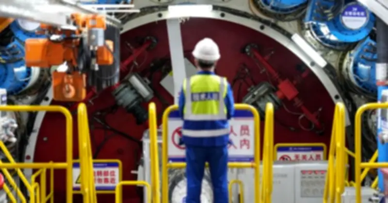 Trung Quốc triển khai 'trạm vũ trụ' dưới biển tích hợp TBM và lặn bão hòa