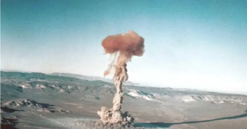 Trung Quốc bác bỏ cáo buộc của Mỹ về thử nghiệm hạt nhân, khẳng định tuân thủ nghiêm ngặt