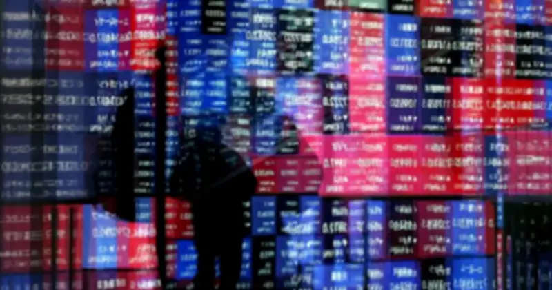 Chứng khoán châu Á lập đỉnh kỷ lục, USD mạnh lên sau dữ liệu việc làm Mỹ