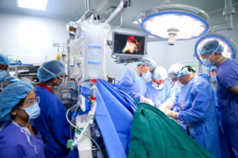 Chàng trai 21 tuổi hiến tạng sau cái chết não, hồi sinh bốn cuộc đời