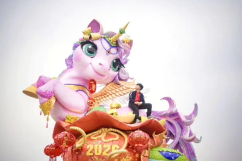 Chàng trai Bắc Ninh đấu giá linh vật Ngựa Hạnh Phúc xây nhà tình thương