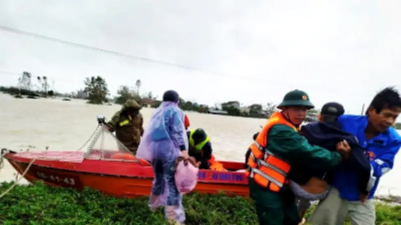 Chính phủ ban hành Nghị định mới về đê điều và phòng chống thiên tai, tăng quyền cho cấp xã