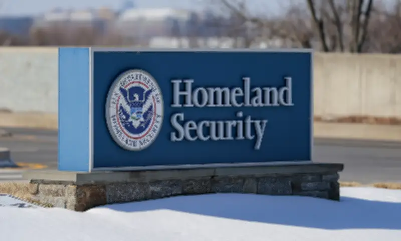 Chính phủ Mỹ đóng cửa một phần lần thứ ba do bất đồng ngân sách Bộ An ninh Nội địa