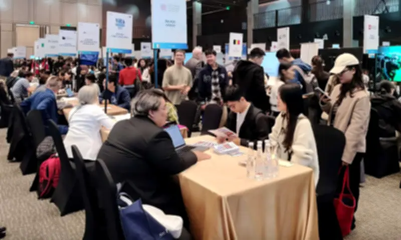 Chính phủ quy định 4 nhóm được miễn đền bù chi phí du học bằng ngân sách