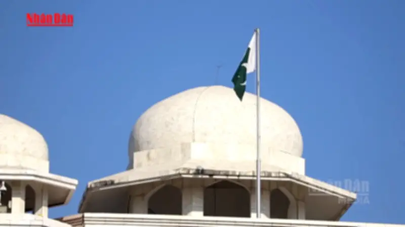 Chính quyền Taliban Afghanistan đề nghị đối thoại với Pakistan về an ninh