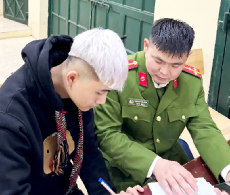 Cháu ruột đột nhập phá két sắt, trộm 17 chỉ vàng của cô ở Bắc Ninh