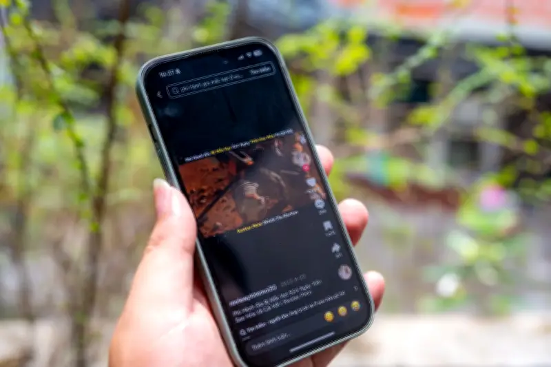 Châu Âu kêu gọi thận trọng với đề xuất cấm trẻ em dùng mạng xã hội