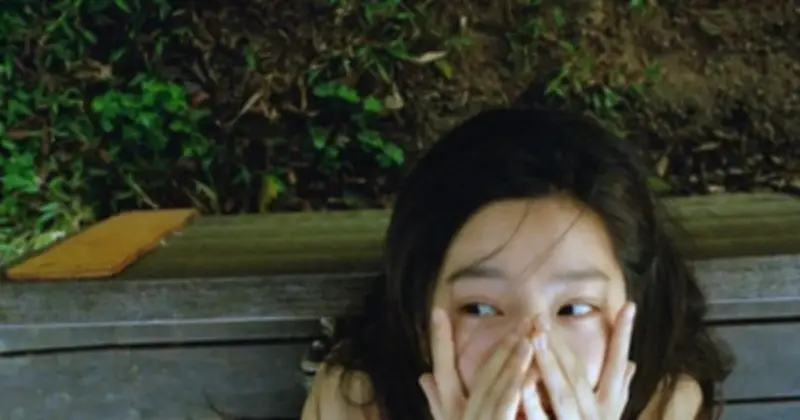 Chuyên gia cảnh báo: Tết thức khuya, ăn thả ga khiến mụn nổi ồ ạt, 4 cách cứu nguy