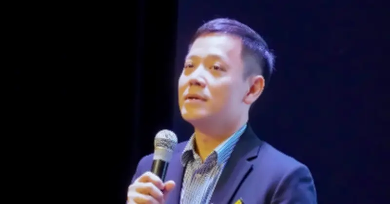 Chuyên gia giáo dục kêu gọi đưa AI vào trường học từ sớm, không thể cấm đoán