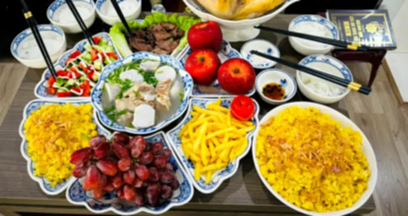 Chuyên gia hướng dẫn giờ đẹp và mâm cúng mùng 2 Tết Bính Ngọ 2026