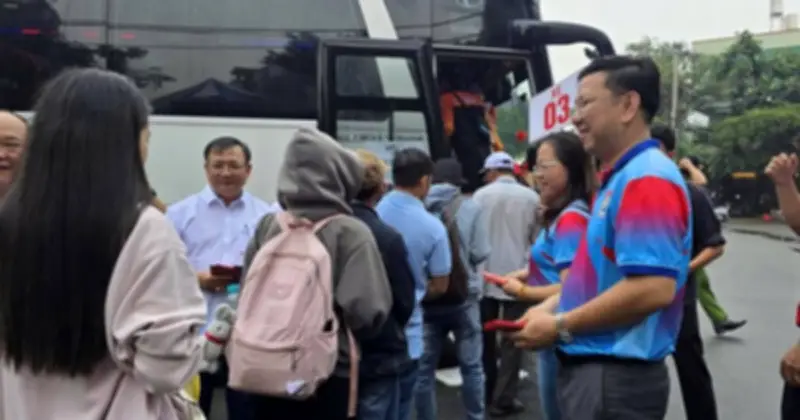 Chuyến Xe Nghĩa Tình Đưa Gần 1.000 Người Về Quê Đón Tết Bính Ngọ 2026