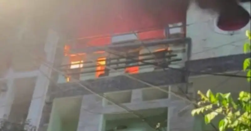 Cháy nhà 3 tầng tại Gò Vấp, 4 người may mắn thoát nạn không thương vong