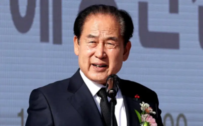 Chủ tịch huyện Hàn Quốc bị khai trừ vì phát ngôn 'nhập khẩu phụ nữ Việt Nam'