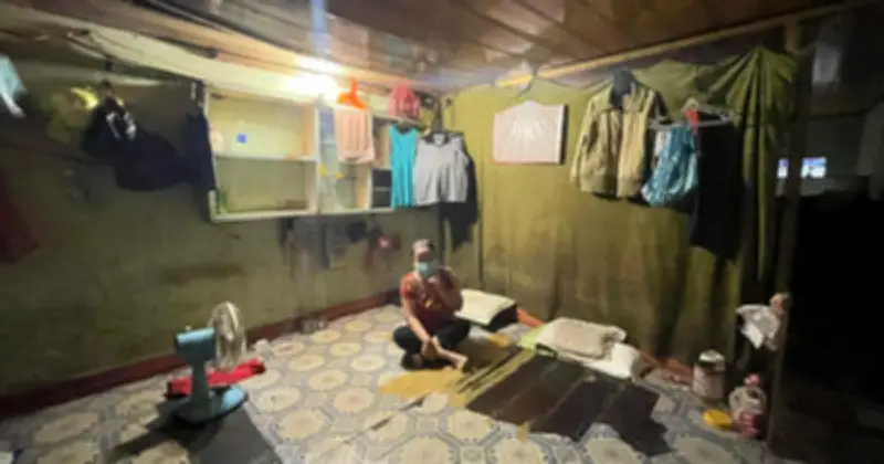 Tết Thành Phố: Nỗi Niềm Người Lao Động Nghèo Ở Lại Vì Không Dám Về Quê