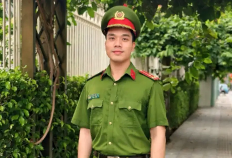 Cán bộ Công an trẻ Khuất Việt Anh: Gương sáng thanh niên sống đẹp ở Huế