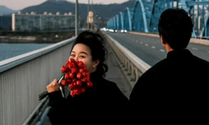 Cơn Sốt 'Người Yêu Kiểu Thợ Săn' Ở Trung Quốc: Tình Yêu Thể Hiện Qua Những Món Quà Nhỏ