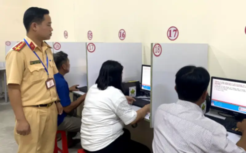 Cần Thơ: Hơn 860 học viên thi sát hạch lái xe máy ngày 28 Tết