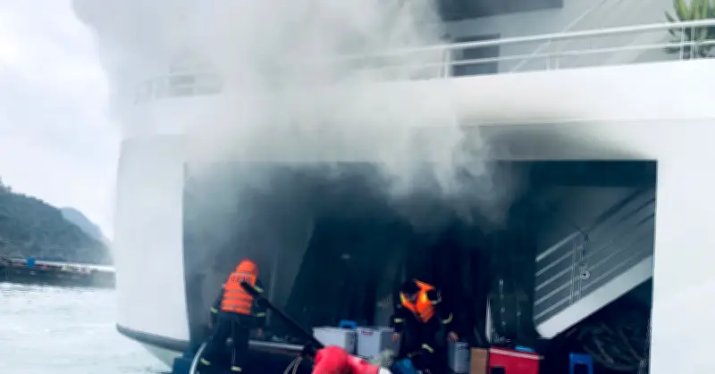 Công an Hải Phòng thông tin vụ cháy tàu nghi đêm dịp Tết