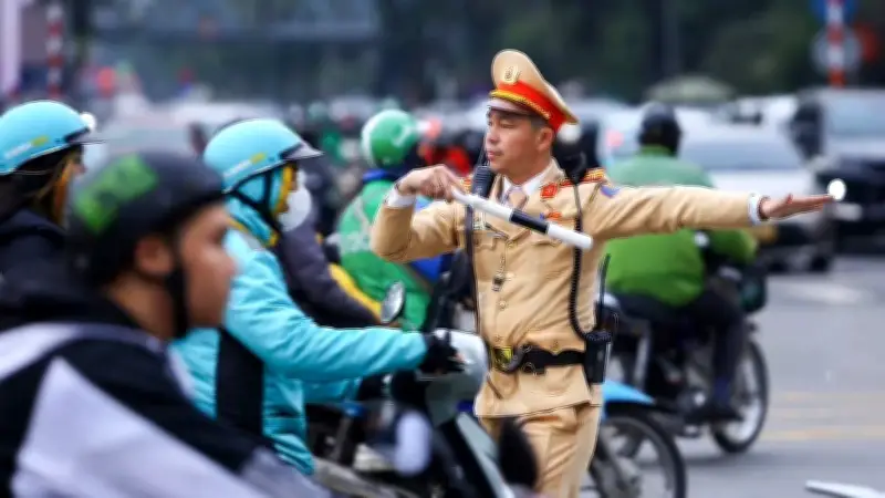 Công an hi sinh Tết trọn vẹn, bảo vệ bình yên cho nhân dân đón xuân