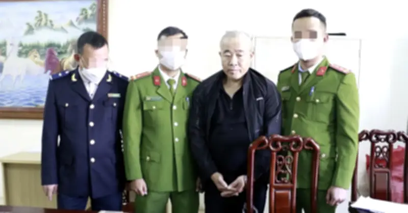 Công an Nghệ An bắt đối tượng Minh Hoàng, thu giữ 22 bánh heroin