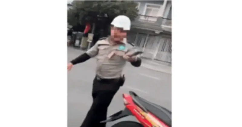 Công an TP.HCM xác minh vụ bảo vệ chửi bới, đe dọa tài xế xe công nghệ tại Khu đô thị Vạn Phúc