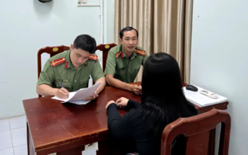 Công An Vĩnh Long Xử Lý Nhiều Vụ Đăng Tin Sai Sự Thật Trên Mạng Xã Hội