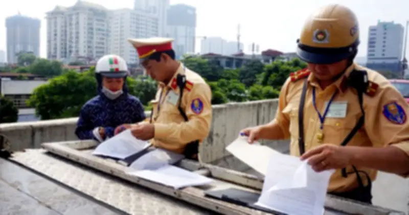 Công dân chưa nhận quyết định xử phạt giao thông: Bộ Công an giải đáp thắc mắc