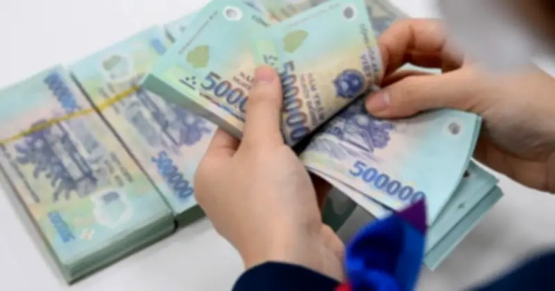 Công nhân trắng tay trước Tết: Đòi lương 4 tháng bị sếp đuổi khỏi cổng nhà