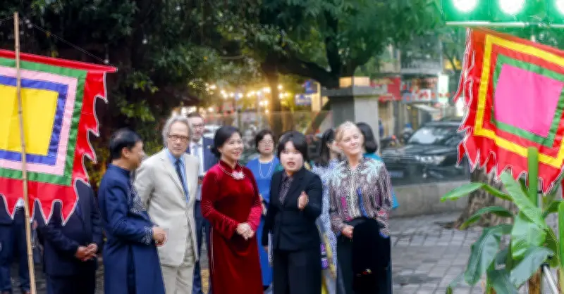 Công tước Anh Charles Henry Gordon-Lennox: Người ủng hộ quan hệ Việt - Anh qua nghệ thuật và từ thiện