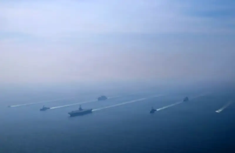 Căng thẳng Mỹ - Iran leo thang: Đàm phán song song với tập trận quân sự tại eo biển Hormuz