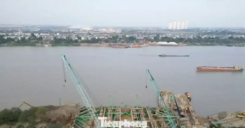 Công trường Vành đai 1 và các cầu lớn không nghỉ Tết, phấn đấu thông xe sớm