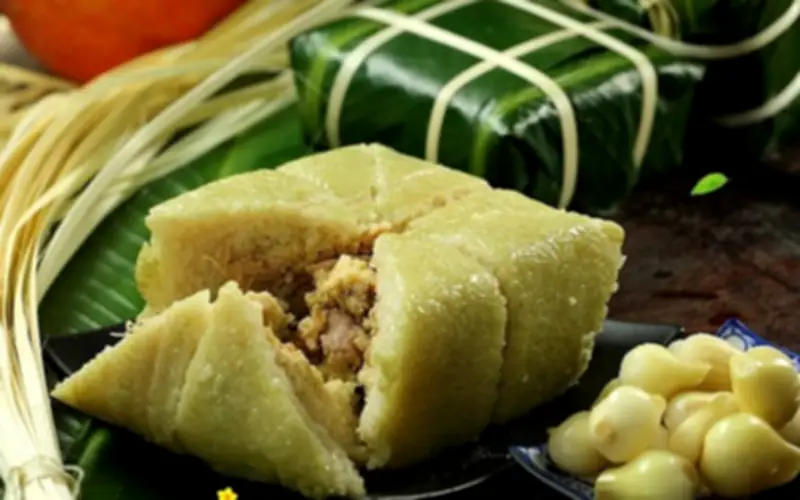 Cảnh báo: Bánh chưng ngày Tết - 'Thủ phạm' gây tăng cân và bệnh lý nguy hiểm