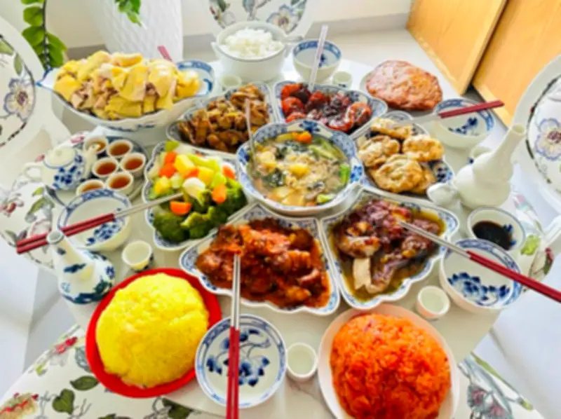 Cảnh báo 'bẫy ngọt ngào' ngày Tết cho người tiểu đường từ mứt, bánh chưng