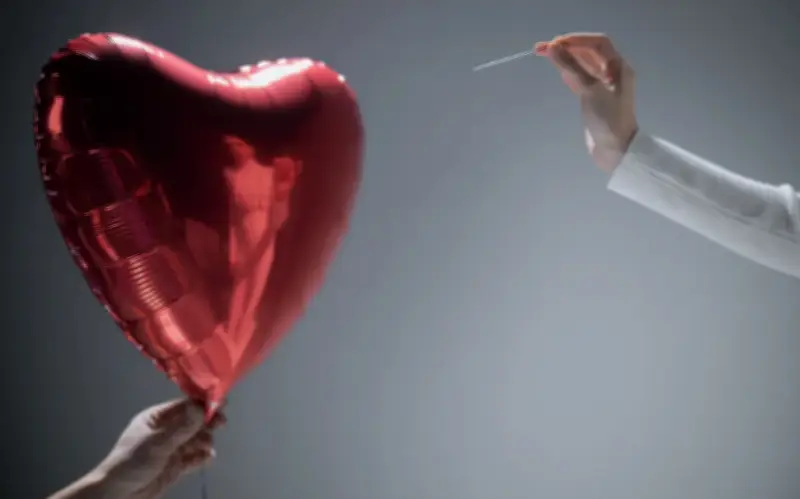 Cảnh báo lừa đảo tình cảm qua mạng tăng đột biến dịp Valentine tại Mexico