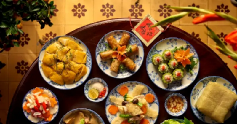 Cảnh báo: Những món ăn ngày Tết quen thuộc nhưng tiềm ẩn nguy cơ ngộ độc cao