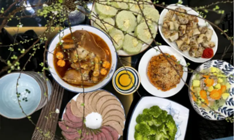 Cảnh báo từ chuyên gia: Những sai lầm ăn uống ngày Tết gây hại dạ dày