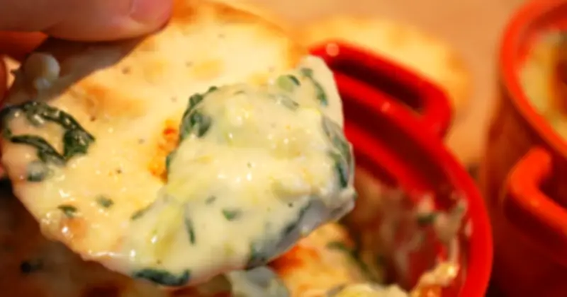 Cảnh báo từ chuyên gia: Viên thả lẩu, sốt phô mai - 'quả bom muối' ẩn mình trong bữa ăn