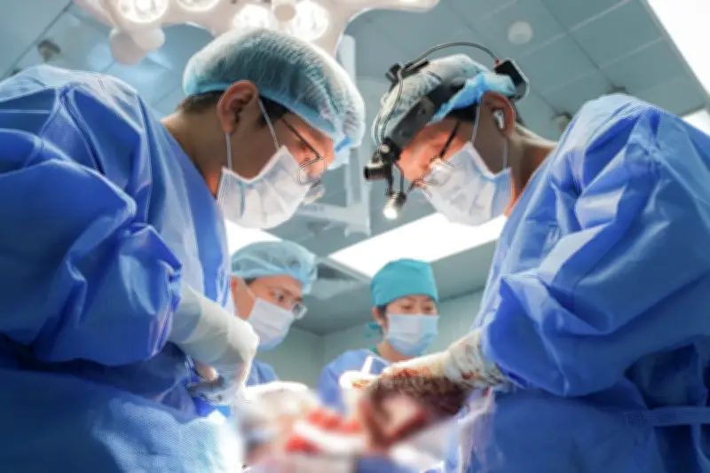 Cảnh Báo Đột Quỵ Ngày Tết: 'Cơn Bão Hoàn Hảo' Tấn Công Mạch Máu Não