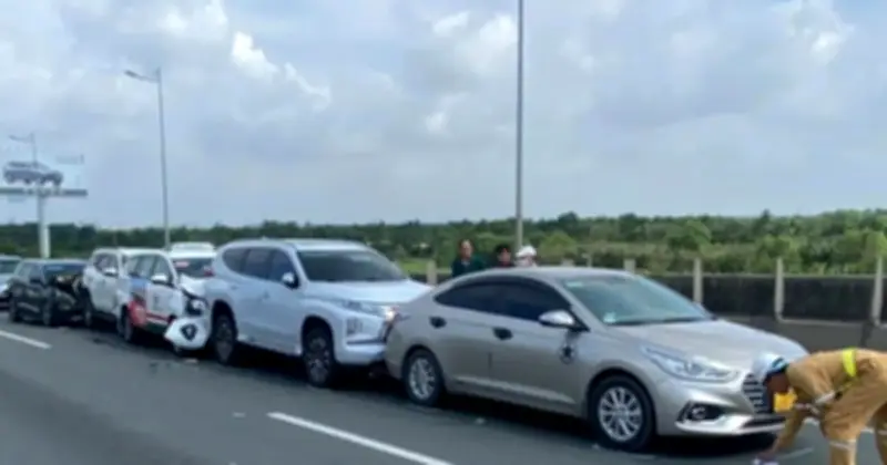 Cảnh báo tai nạn liên hoàn trên cao tốc dịp cận Tết 2026: Nguyên nhân và cách phòng tránh