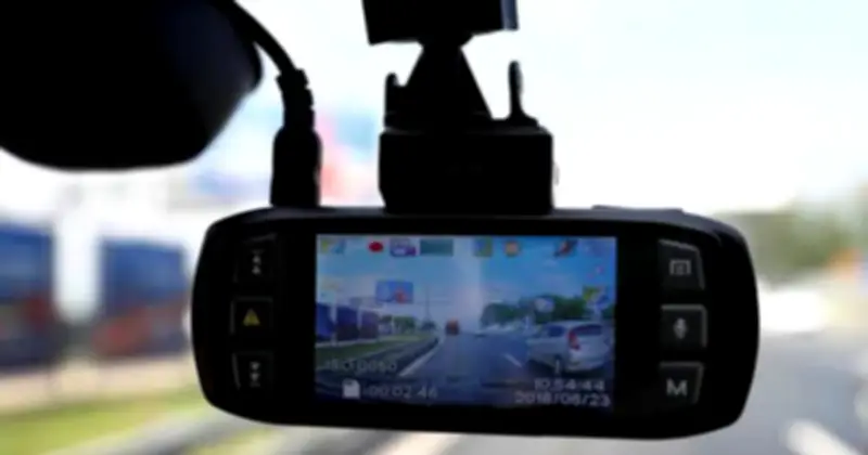 Cảnh báo: Tiết kiệm sai cách khi mua thiết bị điện tử có thể gây tốn kém hơn