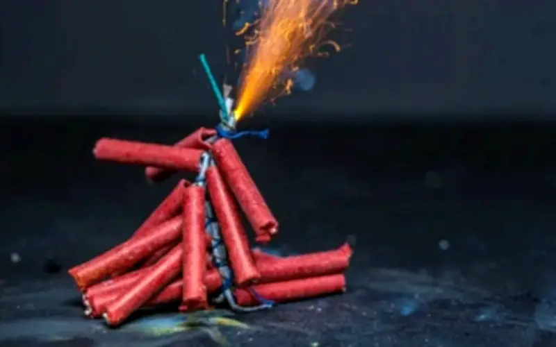 Cảnh báo vi phạm pháo nổ dịp Tết Bính Ngọ 2026: Mức phạt lên tới 40 triệu đồng