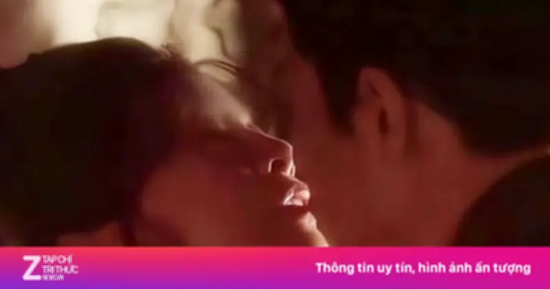 Cảnh hôn gây tranh cãi của Lưu Hiểu Khánh với bạn diễn kém 30 tuổi trong phim ngắn