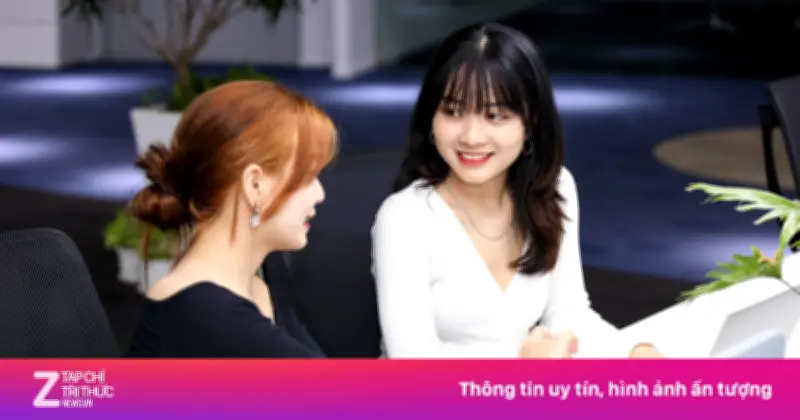 Cảnh đối lập tại văn phòng TP.HCM, Hà Nội ngày đầu đi làm lại sau Tết