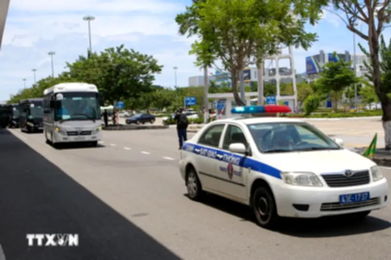 Cảnh sát giao thông sẽ dẫn đường hỗ trợ các đoàn cho nhân dân về quê ăn Tết