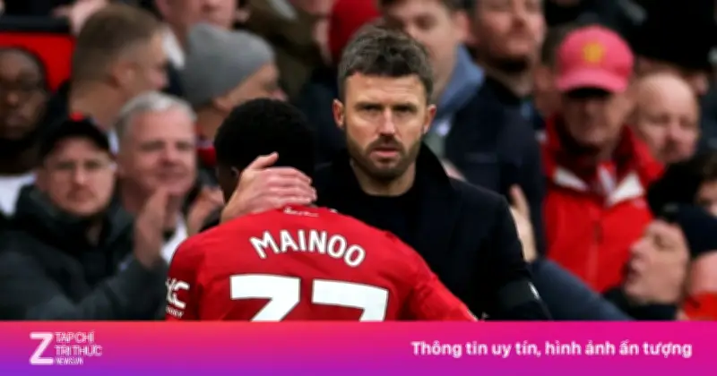 HLV Carrick lo ngại lực lượng MU sứt mẻ trước trận gặp West Ham