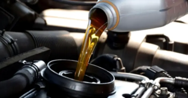 Những Sai Lầm Phổ Biến Khi Thay Dầu Động Cơ Ô Tô Có Thể Gây Hại
