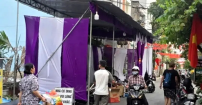 Con trai 19 tuổi bị bắt sau cái chết của người cha tại nhà riêng